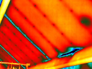 Onderzoek naar condensatie en vochtproblemen met gebruik van thermografie.