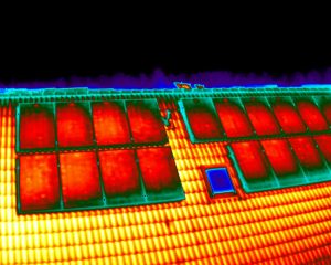 Thermografie bij zonnepanelen in Groningen met gebruik van een drone